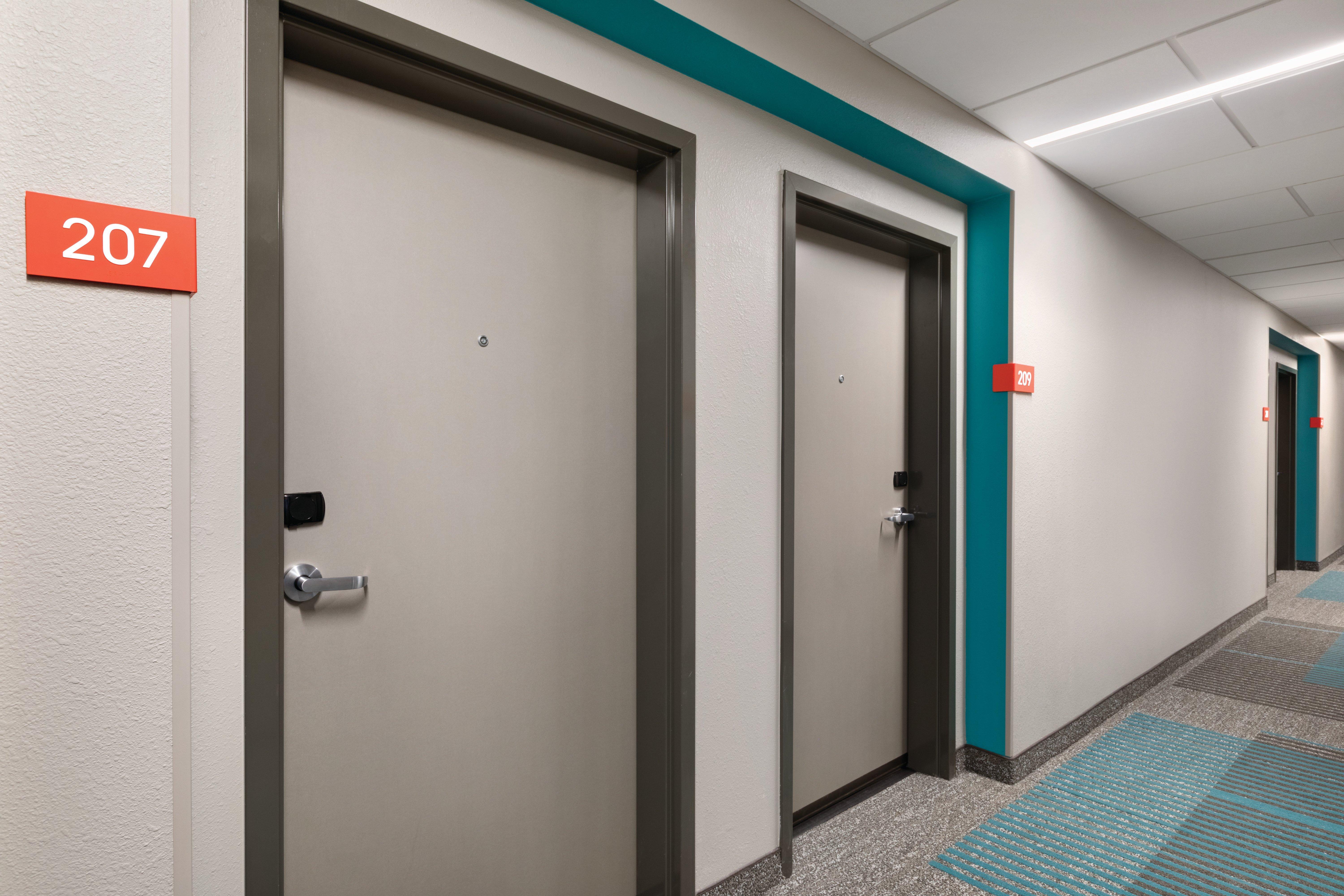Avid Hotels - Boston Logan Airport - Revere By Ihg Exteriör bild